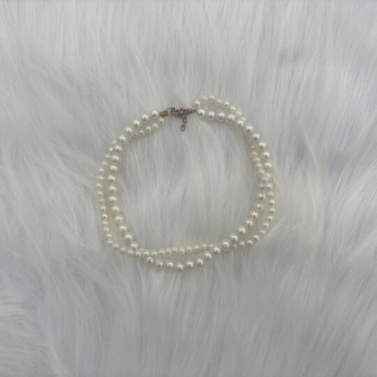 Double Layered Pearl choker