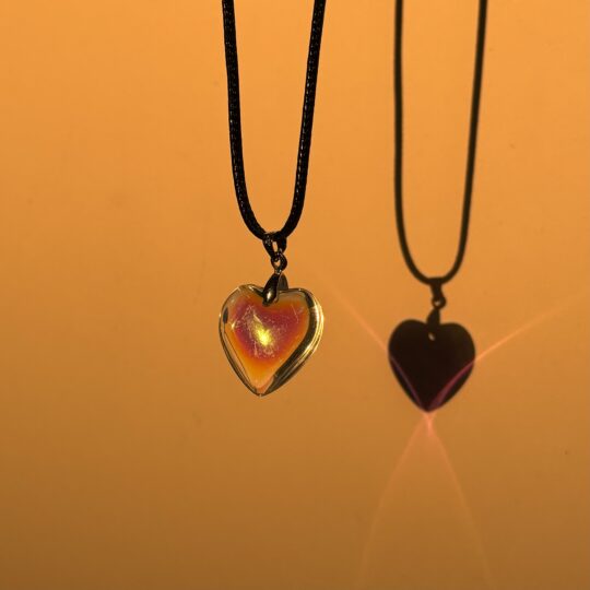 Holographic heart pendant